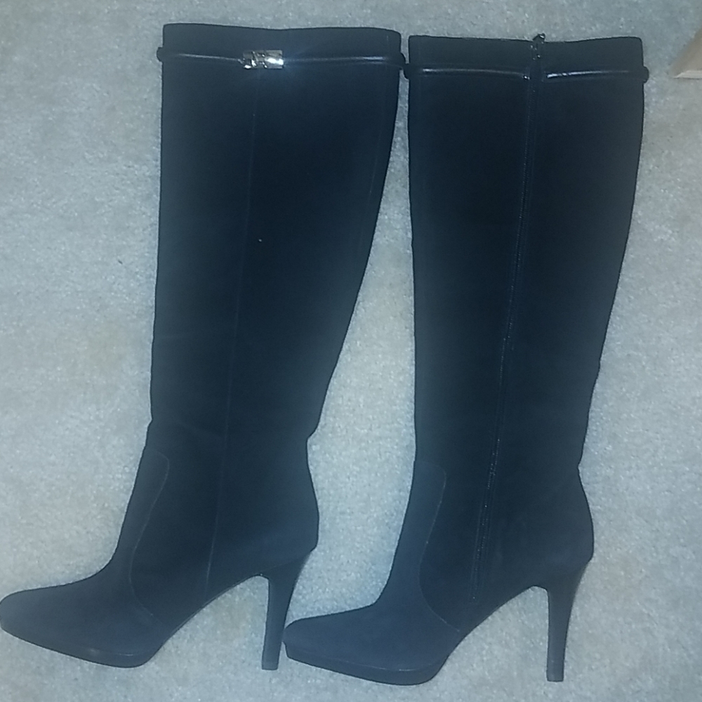 Tahari suede boots